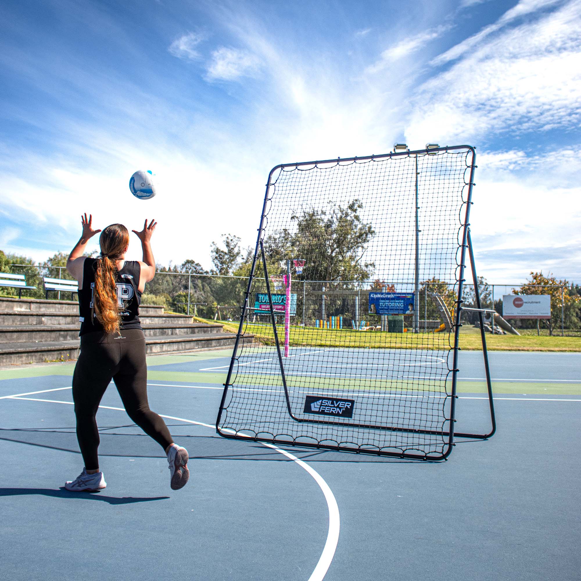 Rebounder Net + Netball Weighted Pass Trainer